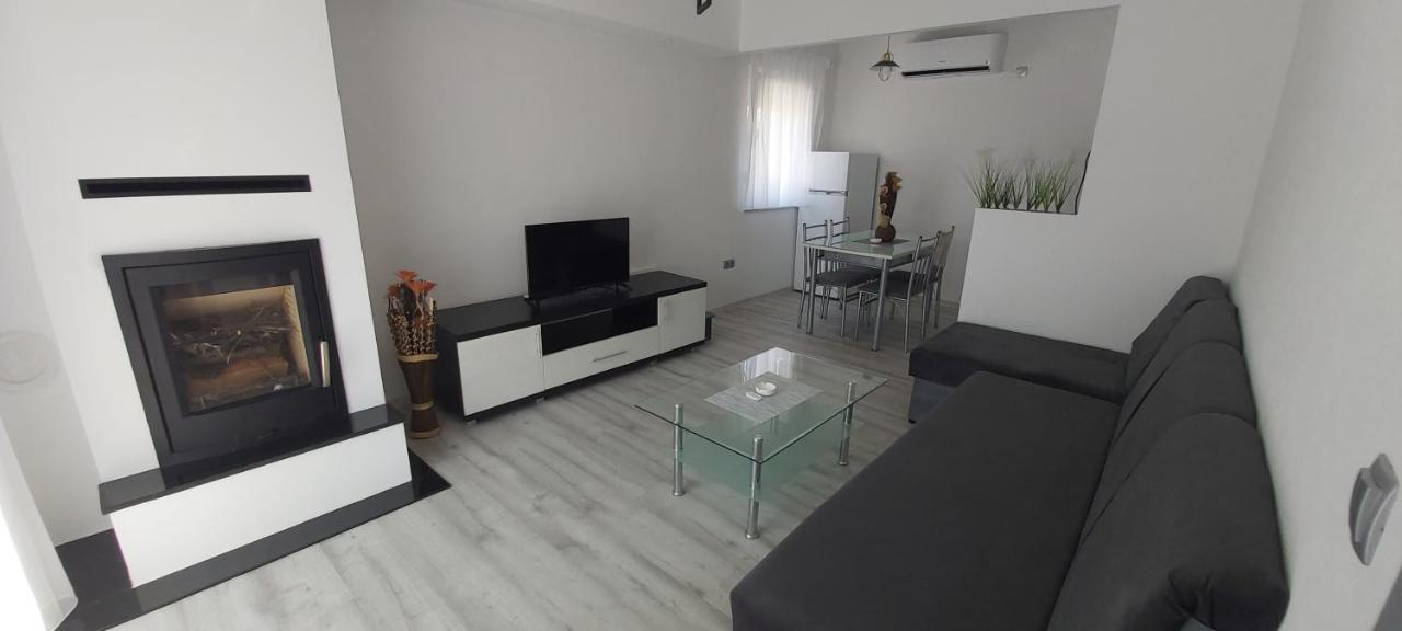 Urban House M & M Villa Mostar Buitenkant foto